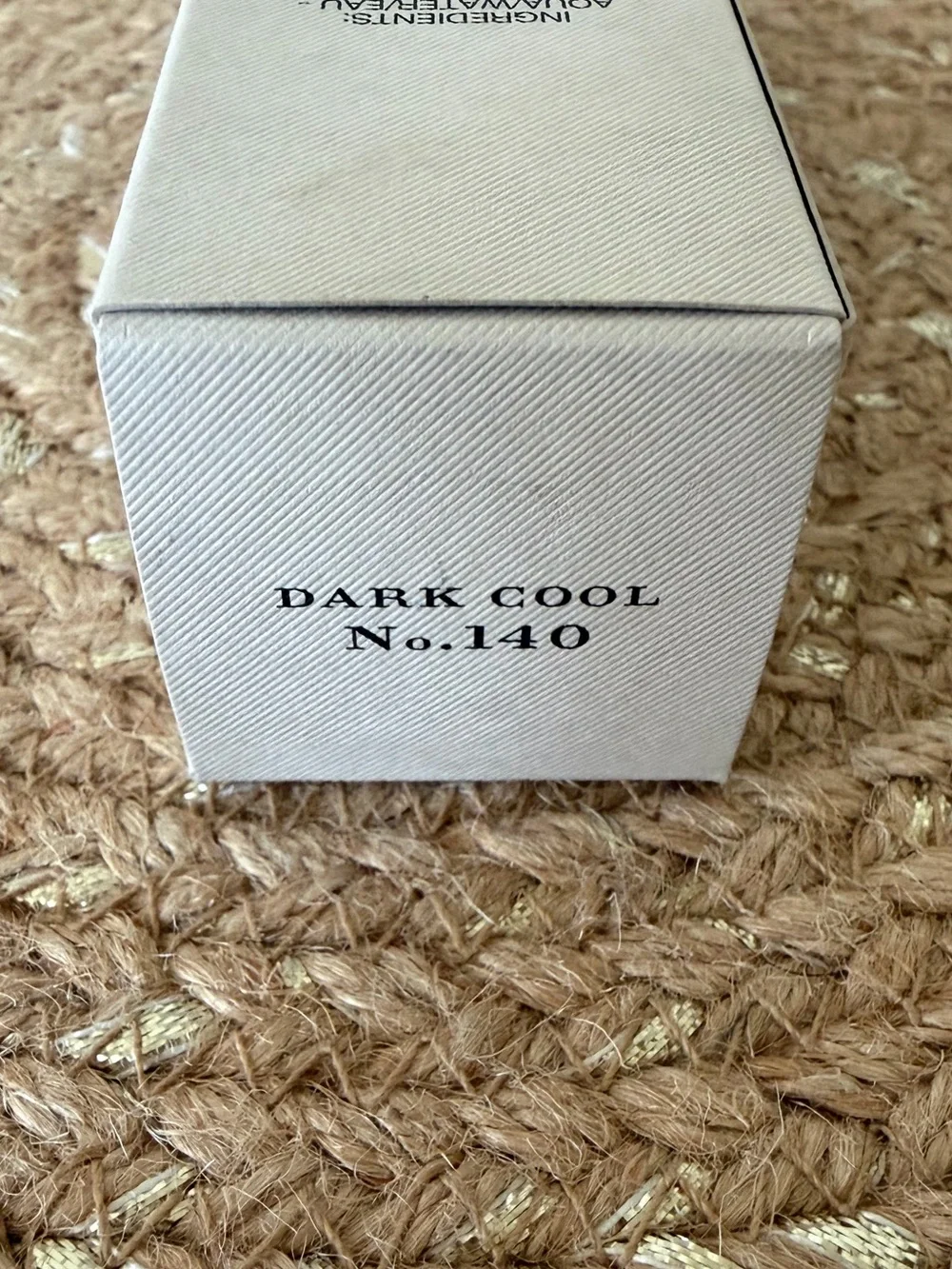 Burberry Matte Glow Foundation Dark Cool No. 140